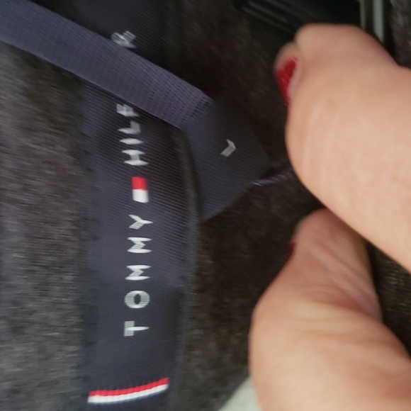 NWT Mens Tommy hilfiger gray sweater sz LG warm and soft - Picture 3 of 4